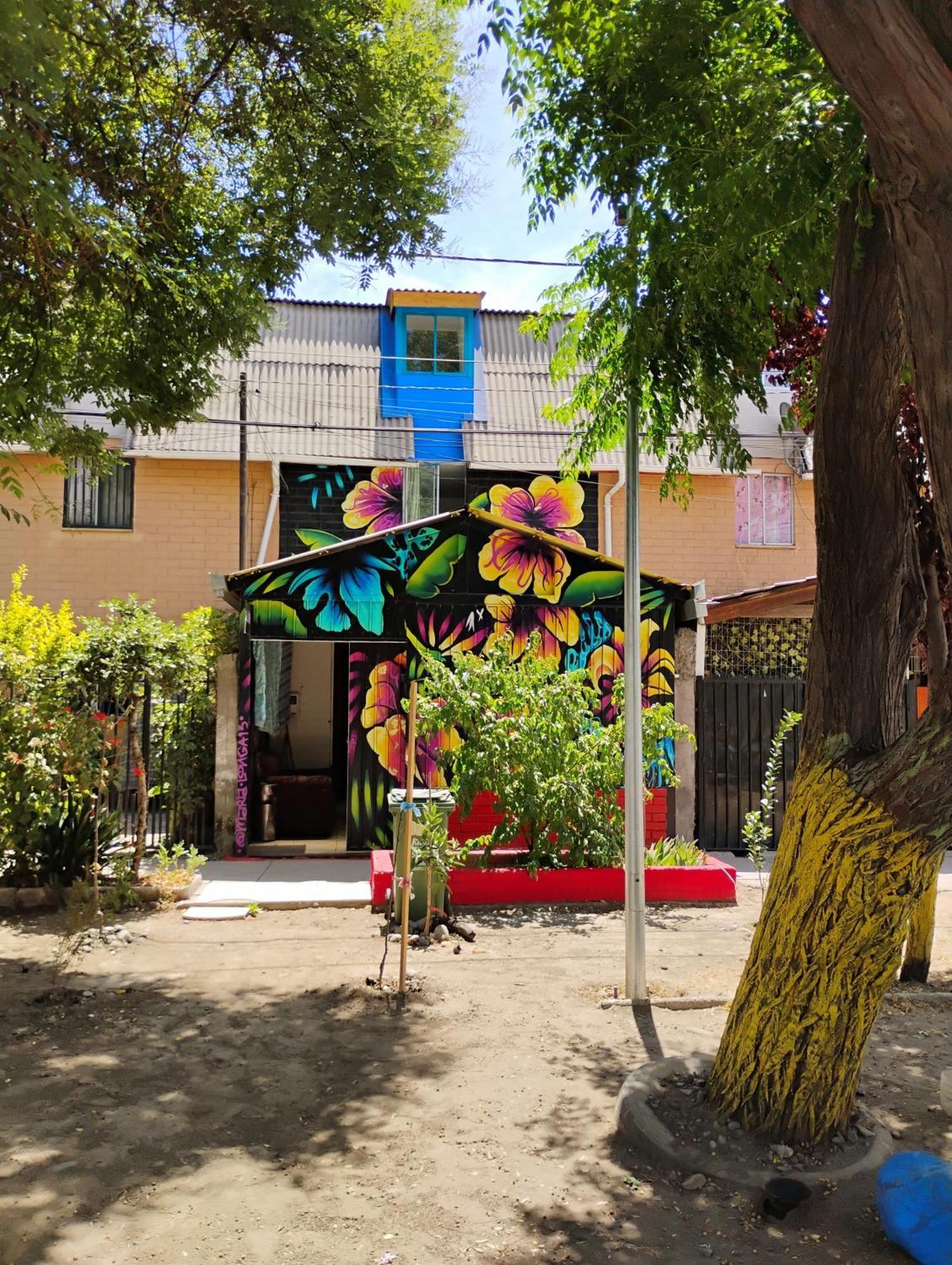 Backpackers House - Near The Airport Apartment Santiago Exterior photo